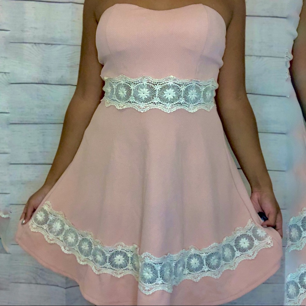 Pretty in Pink Dress 👛
